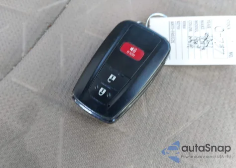 2021 Toyota Rav4 Xle z USA, uszkodzony, nr VIN 2T3W1RFV0MC103243